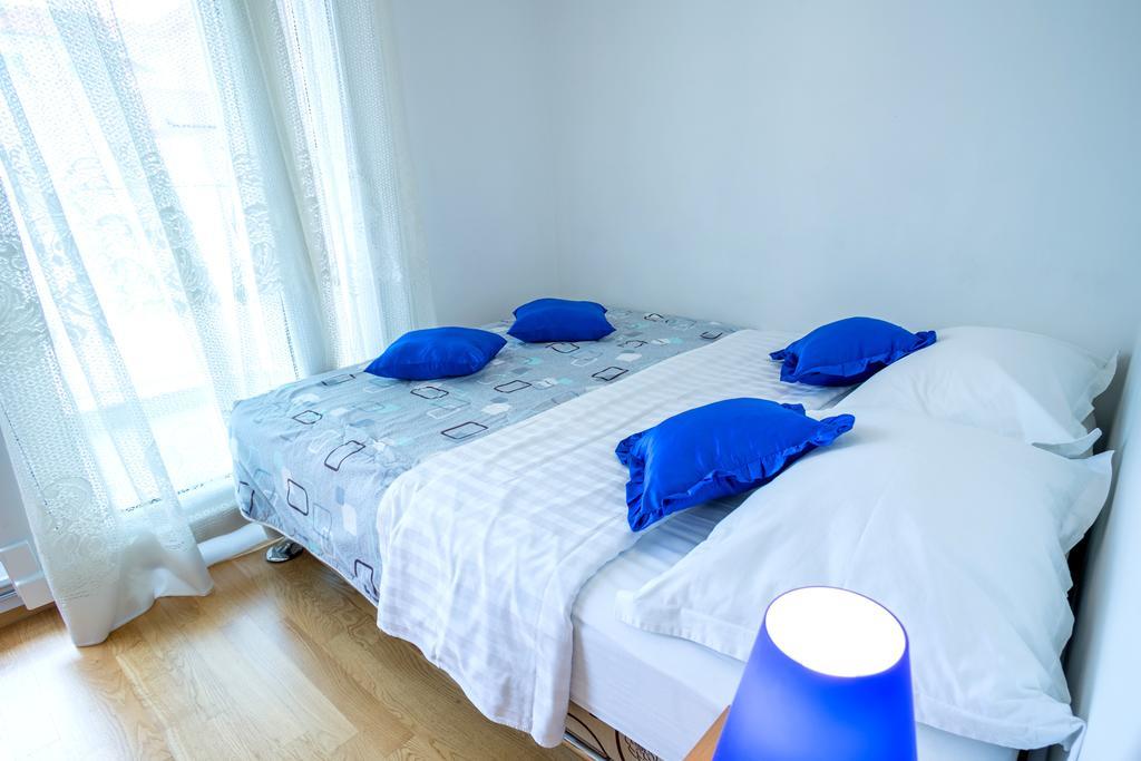 Studio Teuta - Private Parking Спліт Номер фото